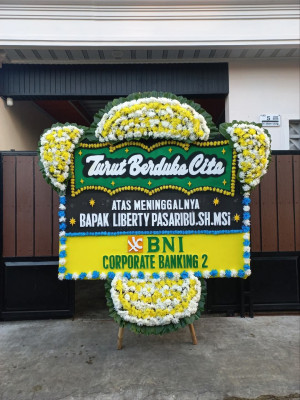 Papan Bunga Duka di Kosambi Dalam