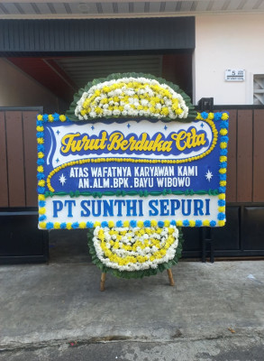 Papan Bunga Duka di Kosambi Dalam